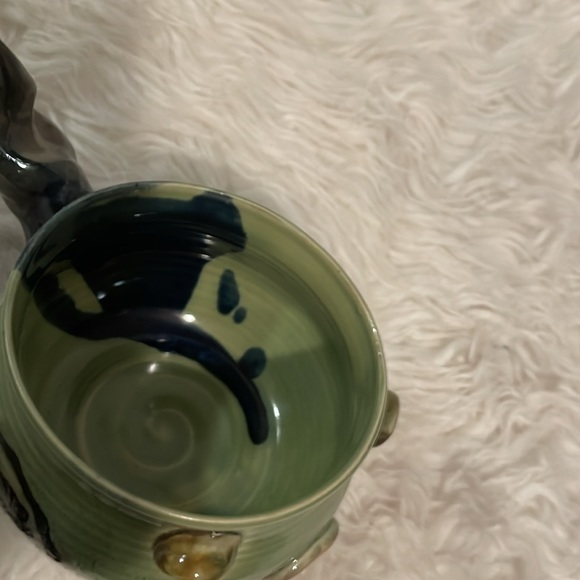 Pottery fish soup bowl tail for handle very unique! - Picture 6 of 6
